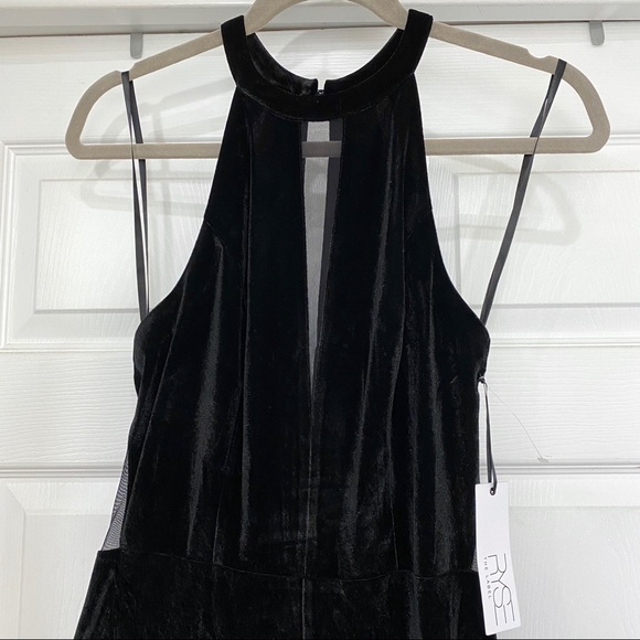 Lulu’s Ryse Lauren Mesh Cut Out Velvet Jumpsuit - Picture 4 of 6